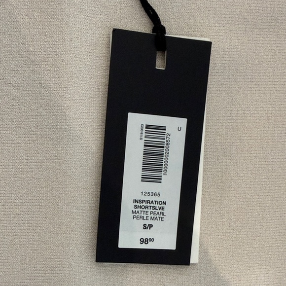 Aritzia Babaton Inspiration Short Sleeve Matte Pearl Knit Top - Size Small - Picture 4 of 6